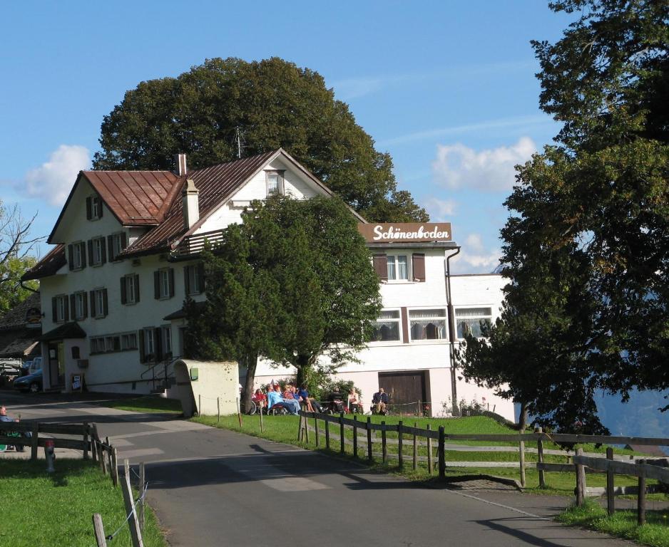Zimmer & Z'Morgae Schoenenboden Wildhaus Buitenkant foto