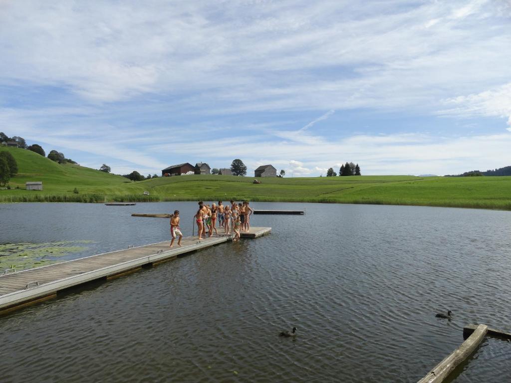 Zimmer & Z'Morgae Schoenenboden Wildhaus Buitenkant foto